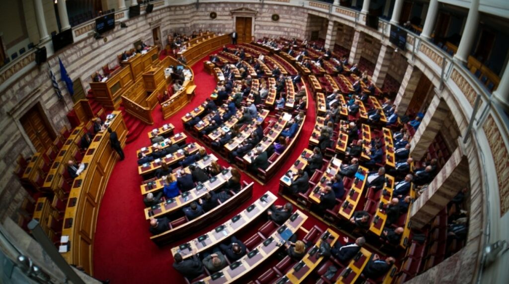 Βουλή: Τα μέλη της προανακριτικής επιτροπής για τα Τέμπη - Δημοσκόπηση