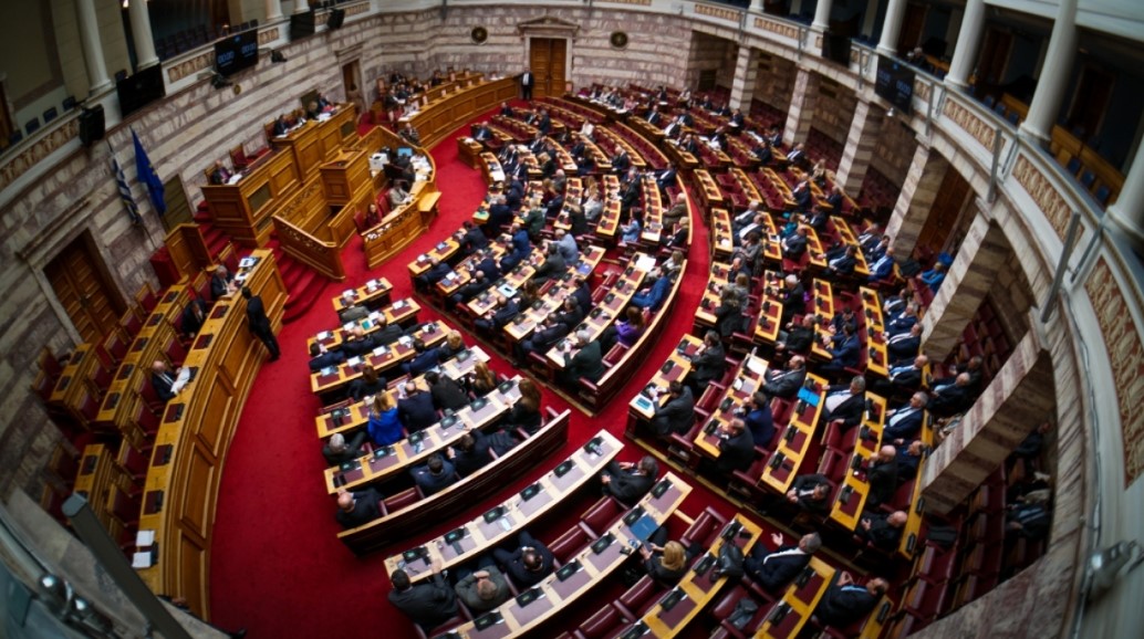 Βουλή: Τα μέλη της προανακριτικής επιτροπής για τα Τέμπη