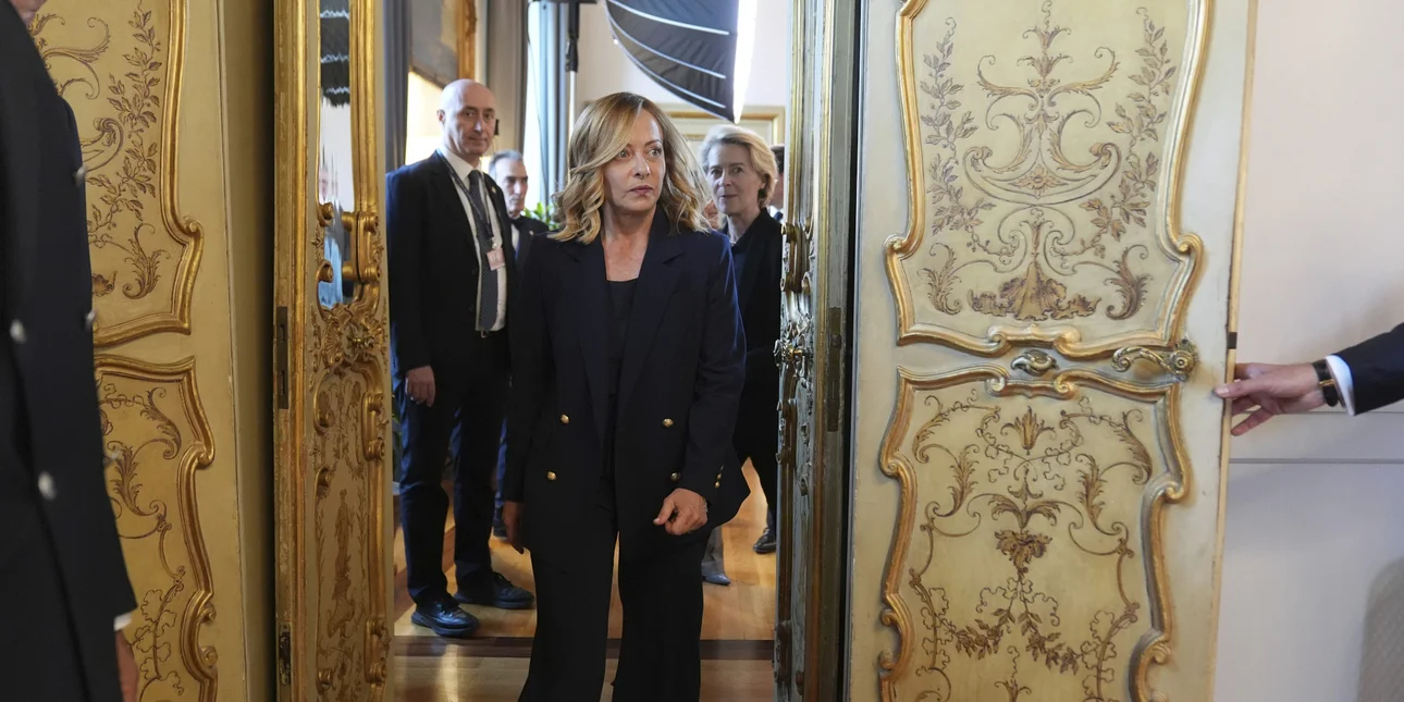 Τζόρτζια Μελόνι: Συμφωνώ με τους αρχαίους Ρωμαίους - Αν θέλεις ειρήνη προετοιμάσου για πόλεμο