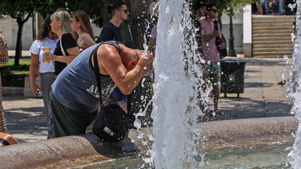 Καιρός: Στους 40 βαθμούς σήμερα ο υδράργυρος - Πότε πέφτει η θερμοκρασίας