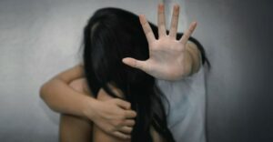 Πάτρα: 35χρονη κατήγγειλε τον σύντροφό της για βιασμό