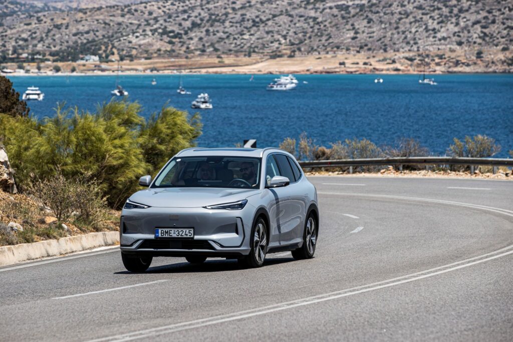 Geely: Άφιξη στην Ελλάδα με το αμιγώς ηλεκτρικό ΕΧ5
