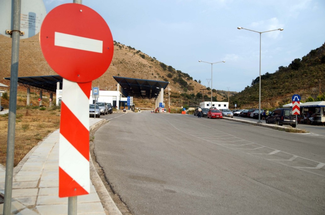 Θεσπρωτία: Έφοδος των «αδιάφθορων» στο Τελωνείο Μαυροματίου - 13 συλλήψεις για υποθέσεις δωροληψιών