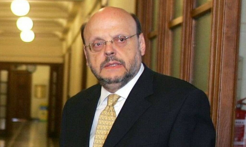 Ευάγγελος Αντώναρος: «Ο Κασσελάκης με διέγραψε από το Κίνημα Δημοκρατίας- Τον αφήνω στις Ρουβίτσες του»