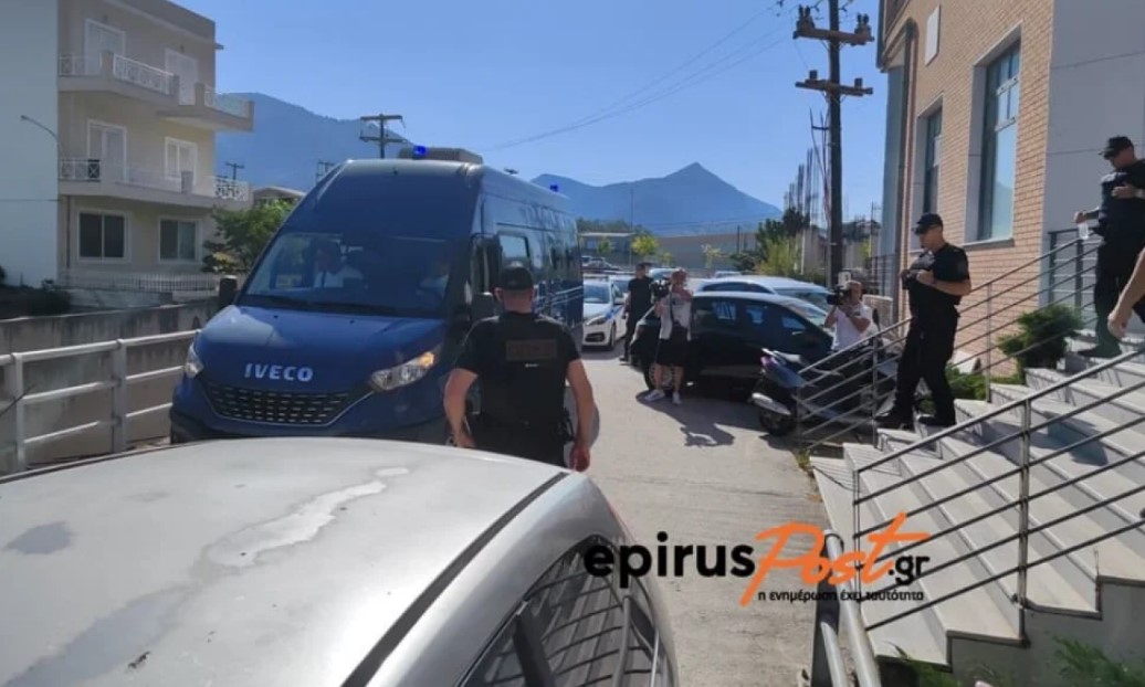 Θεσπρωτία: Προφυλακιστέοι οι 13 από τους 14 τελωνειακούς στο Μαυρομμάτι