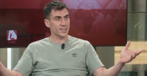 Φειδίας Παναγιώτου: Οι δημοσιογράφοι δεν κάνουν καλά τη δουλειά τους και αναγκάζομαι να το κάνω και αυτό εγώ