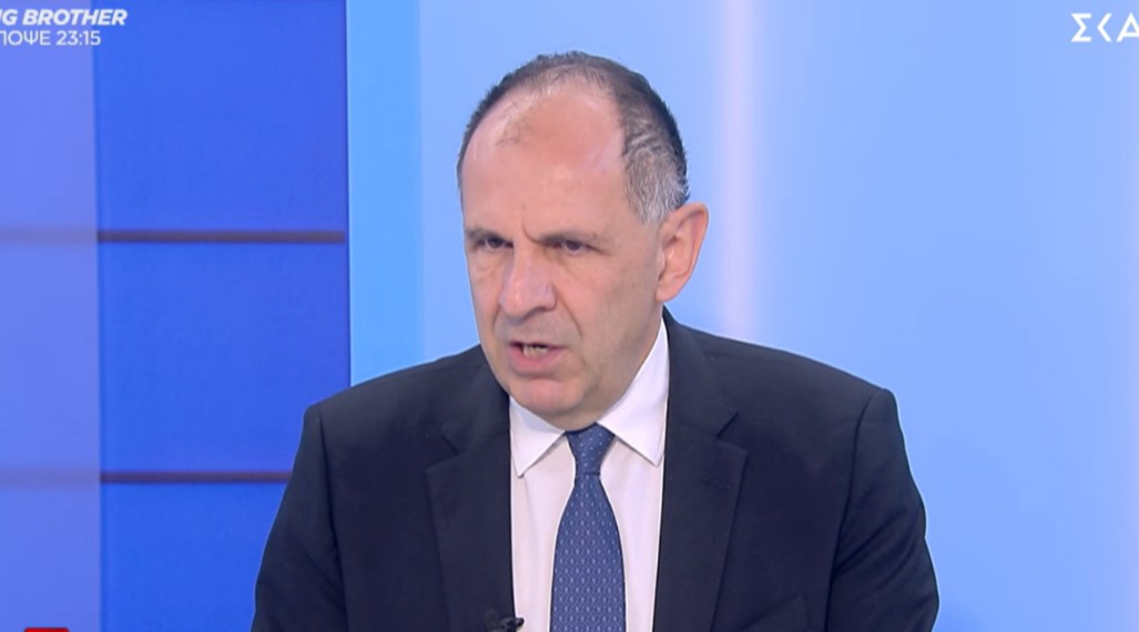 Γιώργος Γεραπετρίτης: «Αν συνεχιστούν οι γεμάτες με παράνομους μετανάστες βάρκες από τη Λιβύη, το πλαίσιο θα αυστηροποιηθεί»