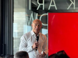 «Μένει Ελλάδα η Vodafone», διαβεβαιώνει ο Αχιλλέας Κανάρης