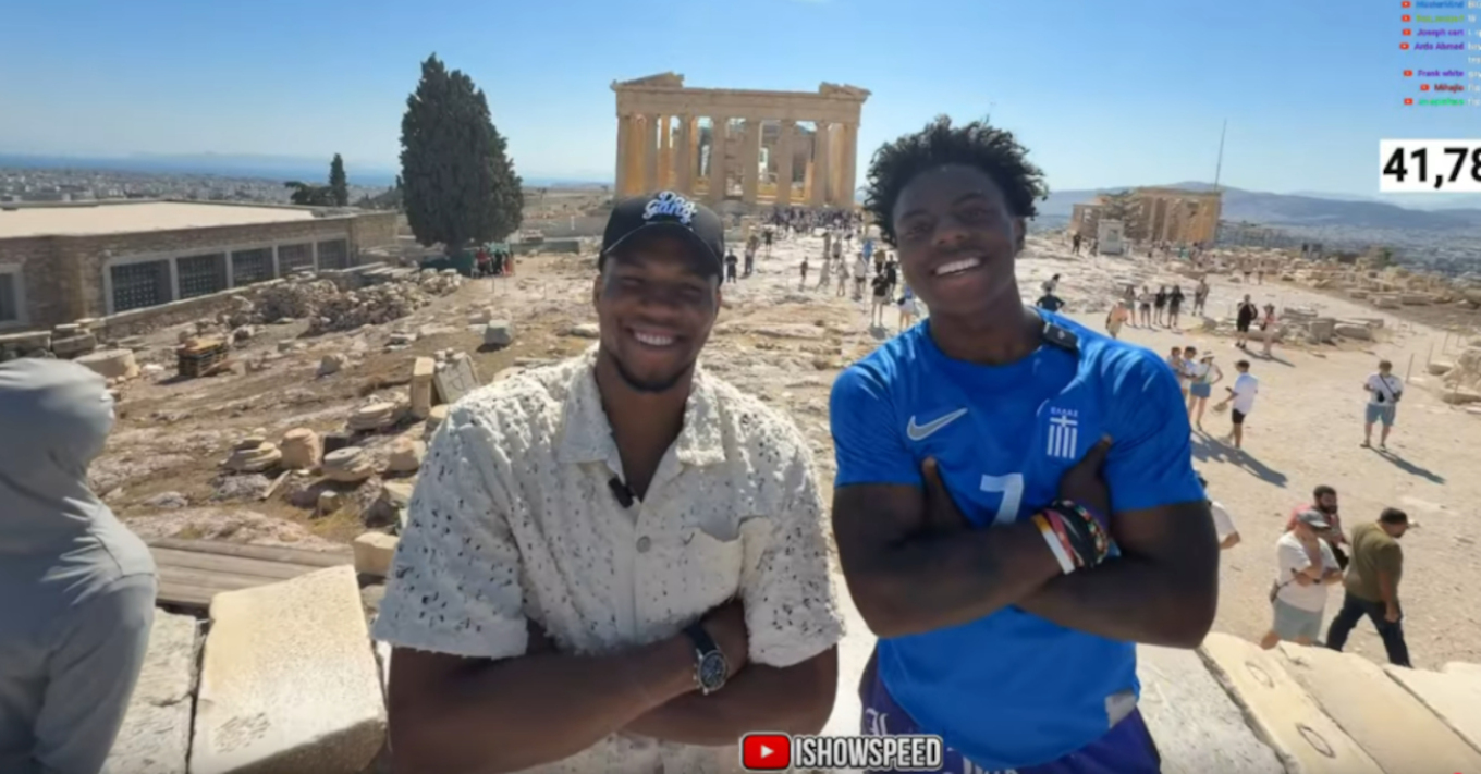 Ο Γιάννης Αντετοκούνμπο ξενάγησε σε live μετάδοση τον διάσημο youtuber IShowSpeed στην Ακρόπολη