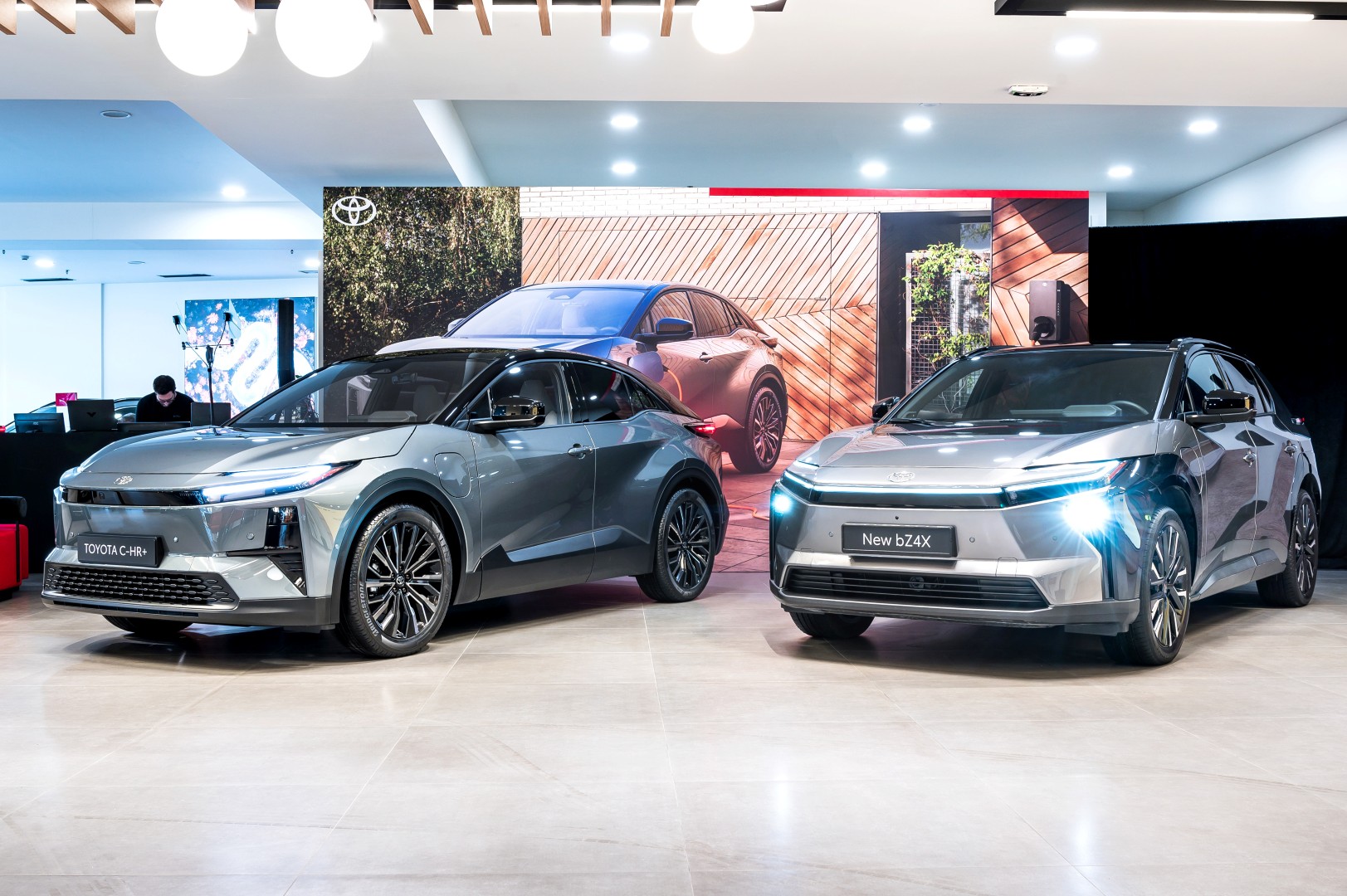 Toyota: Τα νέα ηλεκτρικά της μοντέλα αλλάζουν τα δεδομένα