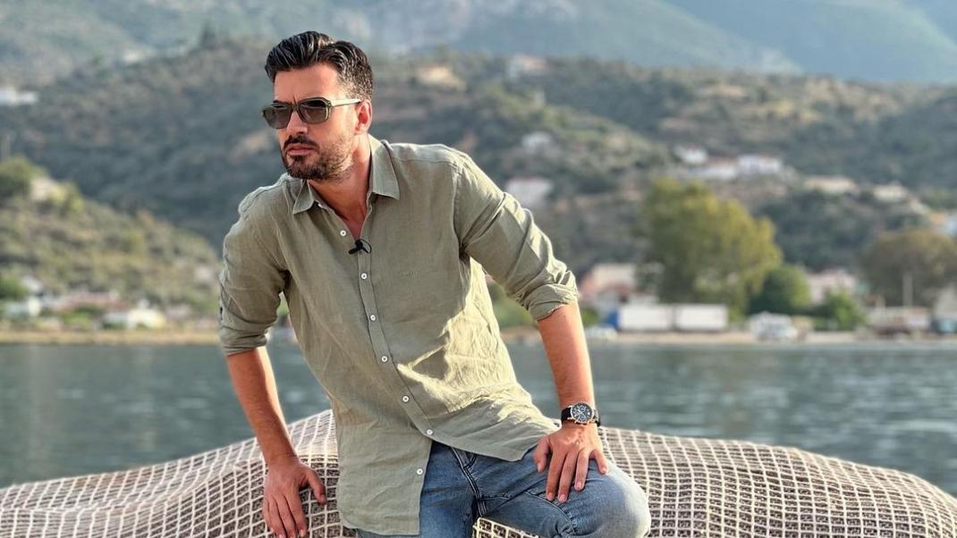 Γιάννης Τσιμιτσέλης: Όταν πέθανε ο πατέρας μου έπαιξα στο θέατρο κανονικά, δεν θα στερούσα το μεροκάματο στους συναδέλφους μου