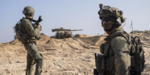 Θωρακισμένα άρματα μάχης χτύπησε το Ισραήλ στο νότια Συρία