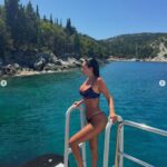 Κάιλι Τζένερ: Η Στέισι Καρανικολάου δημοσίευσε νέες φωτογραφίες από τις διακοπές τους στην Ελλάδα