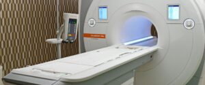 ΗΠΑ: Μαγνητικός τομογράφος «κατάπιε» 61χρονο που φορούσε αλυσίδα στον λαιμό του