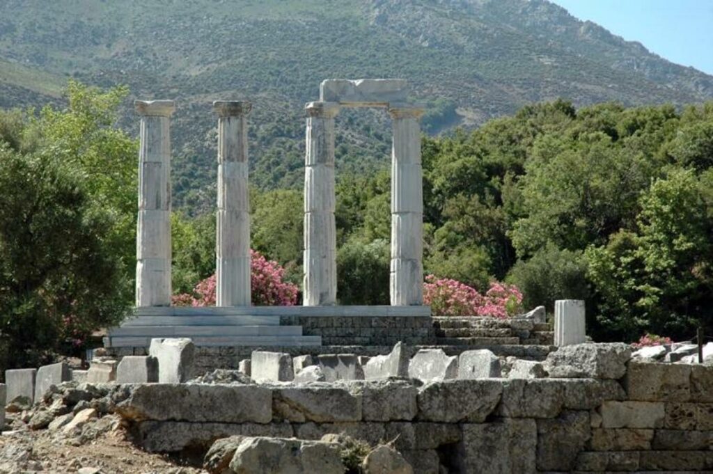 Υπουργείο Πολιτισμού: Σχέδιο αποκατάστασης και θωράκισης για το Ιερό των Μεγάλων Θεών στη Σαμοθράκη
