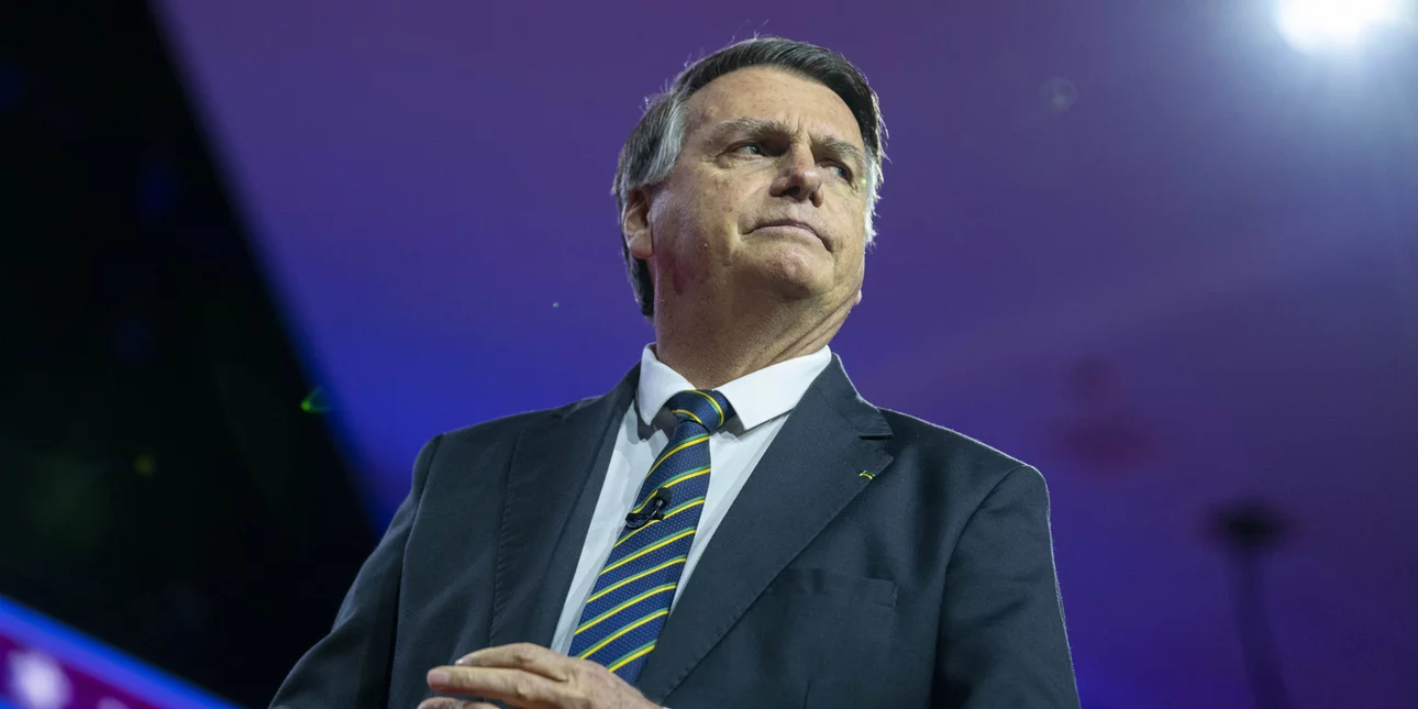 Με ηλεκτρονικό βραχιολάκι θα κυκλοφορεί ο πρώην πρόεδρος της Βραζιλίας Ζαϊχ Μπολσονάρου