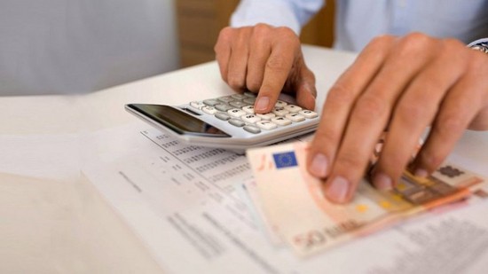 Eurostat: Εκτίναξη 46,7% στις δαπάνες για οικογενειακά επιδόματα στην ΕΕ την τελευταία δεκαετία – Η θέση της Ελλάδας
