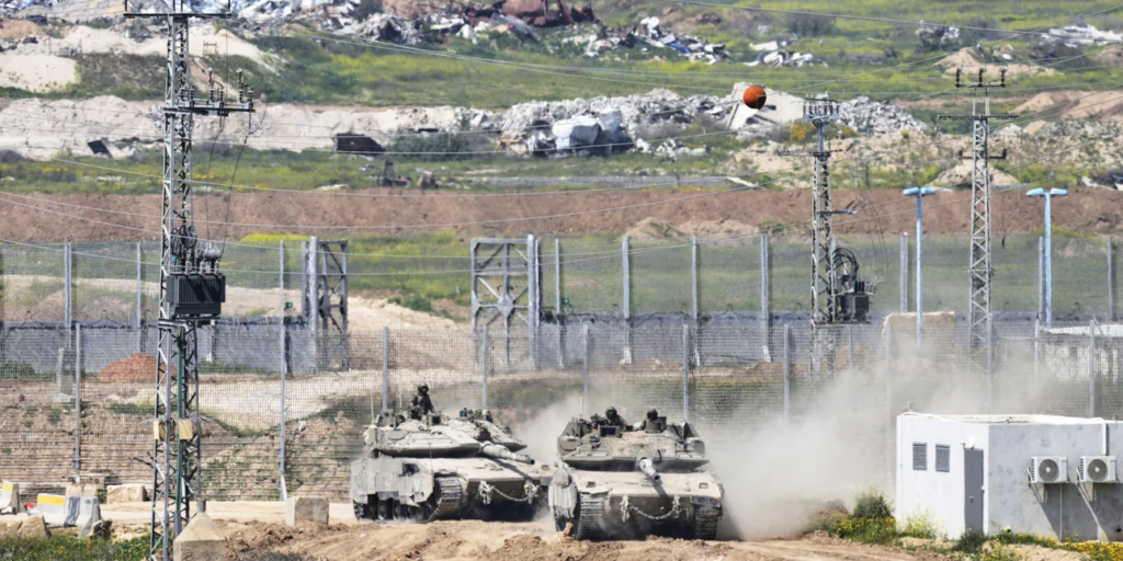 Σε χερσαία και αεροπορική επίθεση στην κεντρική Γάζα προχωρά το Ισραήλ