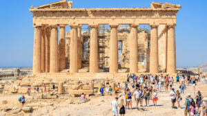 Corriere: Πώς οι οικονομίες Ελλάδας και Πορτογαλίας ξεπέρασαν τις παραδοσιακές δυνάμεις της ΕΕ