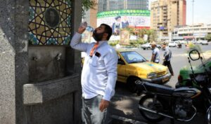 Ιράν: Καύσωνας με θερμοκρασίες έως και 53°C προκαλεί προβλήματα στην υδροδότηση και ηλεκτροδότηση