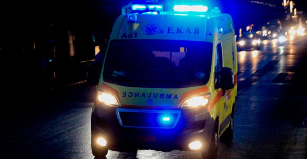 Σαρωνίδα: Επεισόδιο με πυροβολισμούς έξω από beach bar - Τρεις τραυματίες, δύο προσαγωγές