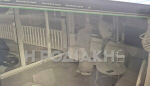 Ρόδος: Ανήλικοι διέρρηξαν κατάστημα, έκλεψαν τρία αυτοκίνητα και εξαφανίστηκαν