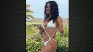Αισθησιακή και εντυπωσιακή η Σάλμα Χάγιεκ χορεύει στο Μεξικό