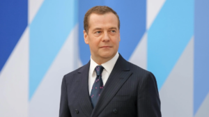 Δεν είναι Ιράν η Ρωσία απαντά ο Ντμίτρι Μεντβέντεφ στον Ντόναλντ Τραμπ - Τα τελεσίγραφα οδηγούν σε πόλεμο