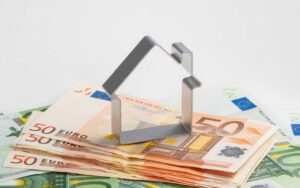 Οι φορολογικές υποχρεώσεις έως την Πέμπτη 31 Ιουλίου: Εκπνέει η προθεσμία για φόρο εισοδήματος, ΕΝΦΙΑ και ΦΠΑ