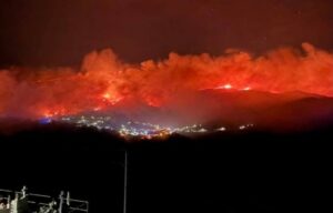 H Πορτογαλία αντιμέτωπη με πολλές δασικές πυρκαγιές - Πάνω από 1.700 πυροσβέστες στη μάχη με τις φλόγες