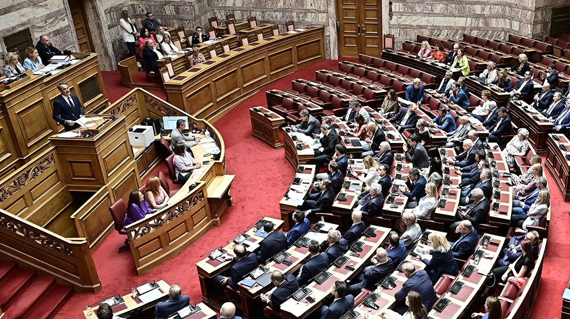 ΟΠΕΚΕΠΕ: Δεύτερη μέρα συγκρούσεων με φόντο τις προτάσεις για Προανακριτική - Τι θα πουν σήμερα Βορίδης και Αυγενάκης