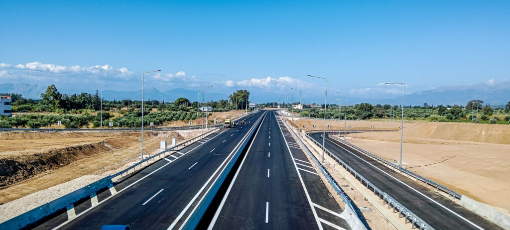 Δείτε live: Ο Κυριάκος Μητσοτάκης στα εγκαίνια του νέου αυτοκινητόδρομου Πατρών - Πύργου
