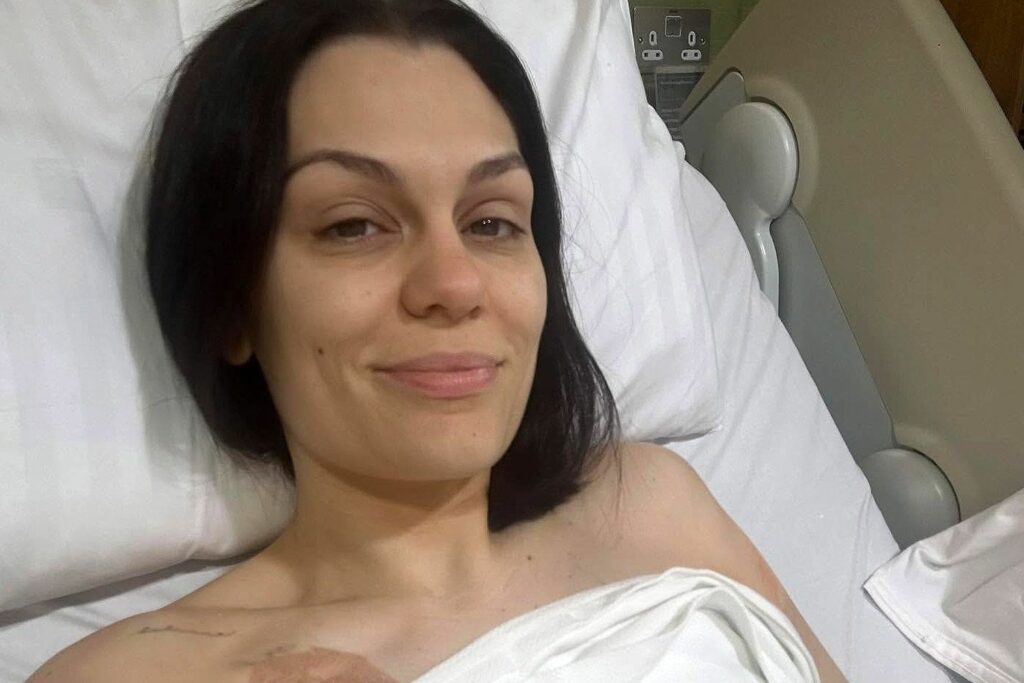 Jessie J: «Μου λείπει να είμαι δραστήρια μητέρα» γράφει μετά τη χειρουργική επέμβαση για τον καρκίνο του μαστού