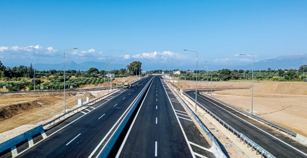 Στην κυκλοφορία θα δοθεί σήμερα στις 12 ο αυτοκινητόδρομος Πατρών - Πύργου - Ολα όσα έγιναν στα εγκαίνια