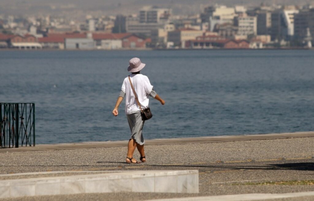 Καιρός: Μικρή πτώση της θερμοκρασίας - Πού αναμένονται βροχές