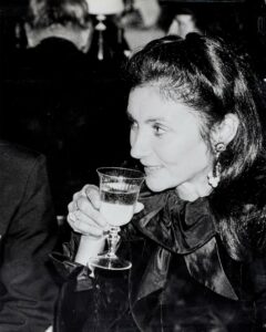 Λονδίνο: Η συλλογή της Pauline Karpidas σε μια από τις μεγαλύτερες ευρωπαϊκές δημοπρασίες του Sotheby’s