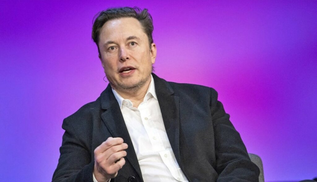 Το Δ.Σ. της Tesla προσφέρει $30 δισ. σε μετοχές για να κρατήσει τον Μασκ
