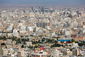 Ιράν: Κλείνει δημόσιες υπηρεσίες λόγω καύσωνα - Σε ασυνήθιστα χαμηλά τα αποθέματα στους ταμιευτήρες νερού