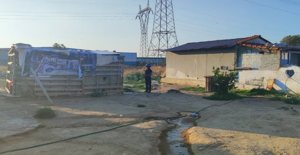 Μεγάλη αστυνομική επιχείρηση στο Μενίδι - 11 συλλήψεις για ναρκωτικά και κλοπή ρεύματος