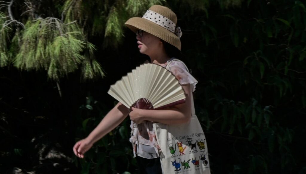Καιρός: Μέχρι 41°C σήμερα - Επιμένουν οι θυελλώδεις άνεμοι