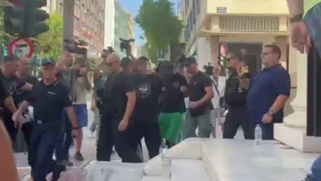 Πάτρα: Όσα υποστήριξε ο 19χρονος κατηγορούμενος για τη φωτιά στα Συχαινά