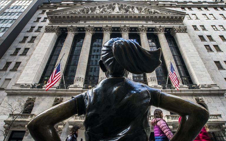Αβεβαιότητα για τα επιτόκια στη Wall Street – Δεύτερη εβδομάδα κερδών