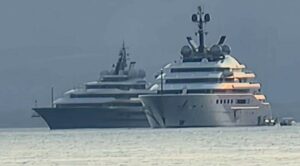 Ανοιχτά της Καλαμάτας το υπερπολυτελές γιοτ του ιδιοκτήτη της Μάντσεστερ Σίτι - ΕΙΚΟΝΕΣ