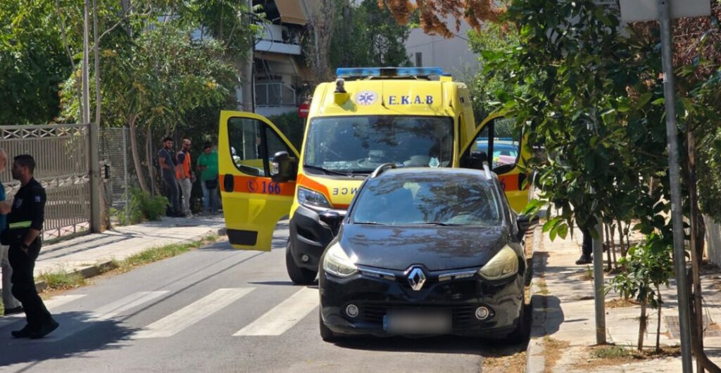Άγρια δολοφονίας 47χρονης στο Χαλάνδρι - Την σκότωσε ο σύντροφός της στην είσοδο πολυκατοικίας