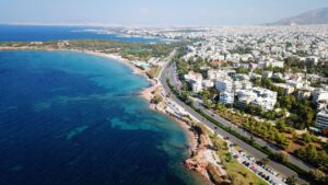 Η Αθηναϊκή Ριβιέρα έχει «πιάσει ταβάνι» – Που έχουν σκαρφαλώσει οι τιμές