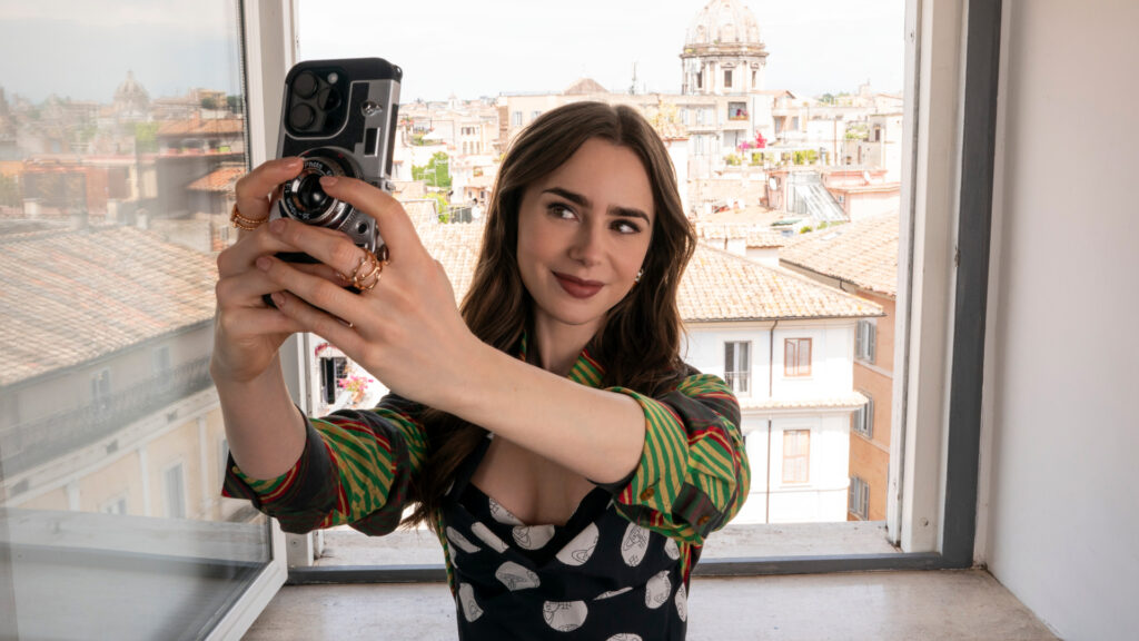 Emily in Paris: Φωτογραφίες απο τα γυρίσματα της σειράς στη Βενετία