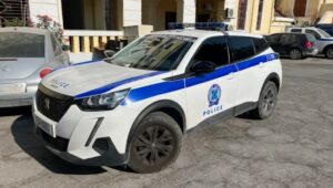Ρόδος: Βίαιη ληστεία σε Γερμανούς τουρίστες έξω από νυχτερινό κέντρο στο Φαληράκι