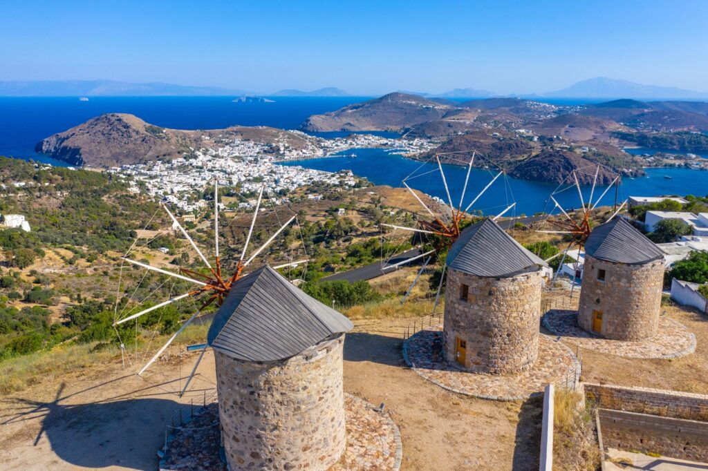 Spitogatos: Οι τοπ 5 εθνικότητες για αγορά ακινήτων στα ελληνικά νησιά