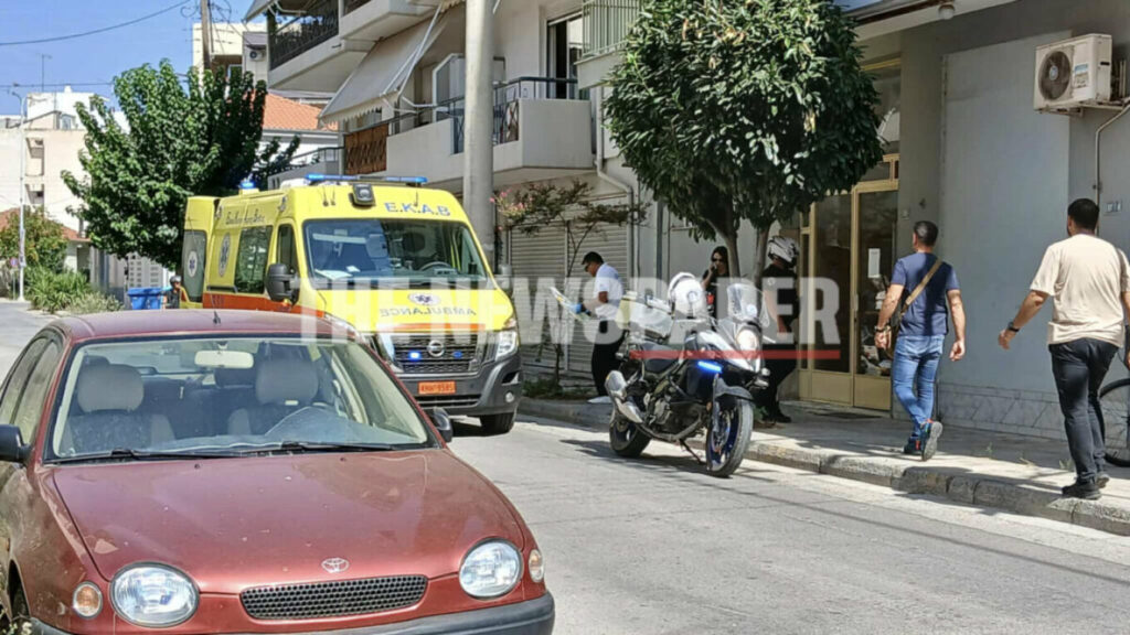 Άγριο έγκλημα στον Βόλο: Άνδρας δολοφόνησε τη σύζυγό του στην είσοδο της πολυκατοικίας τους
