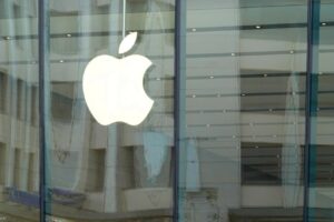 Ανταγωνισμός στην εποχή της Τεχνητής Νοημοσύνης – Προκλήσεις για την Apple